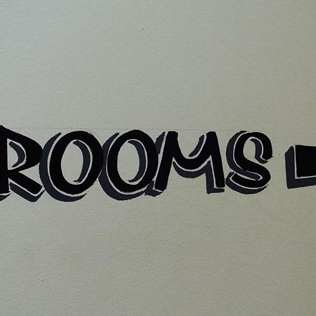 Rooms At Martha Jones Pwllheli Bagian luar foto