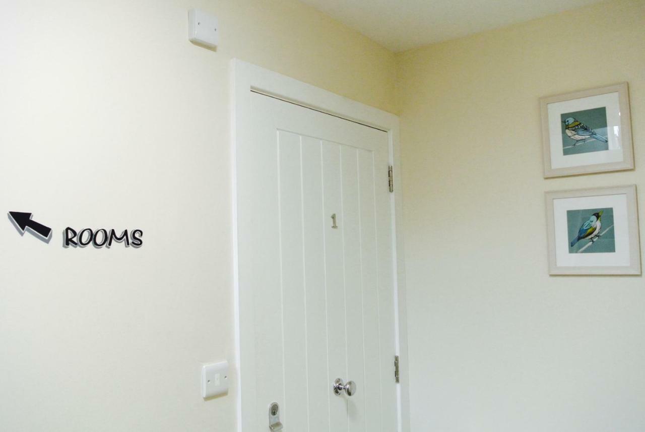 Rooms At Martha Jones Pwllheli Bagian luar foto